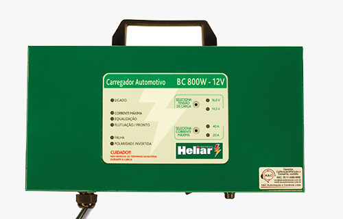 Carregadore Automotivo BC800W Baterias Heliar, microprocessado com indicações digitais de estado de operação e falha através de led’s.